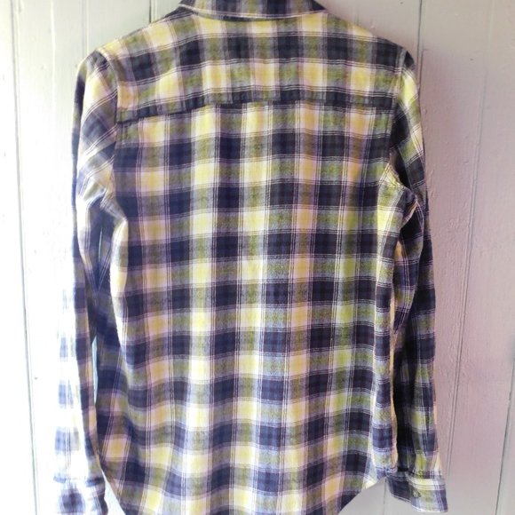 🍎 Vintage Fall Flannel - Picture 6 of 10